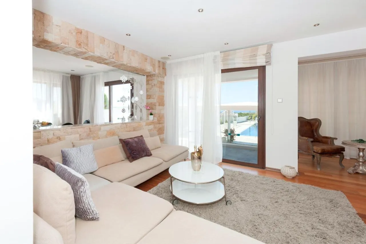 Cape Serenity Mansion Ayia Napa