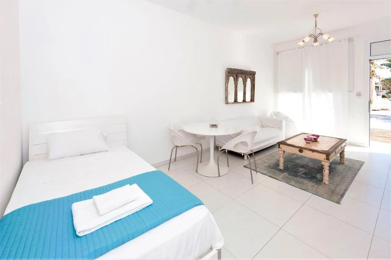 Cape Serenity Mansion Ayia Napa 0*,  Cyprus